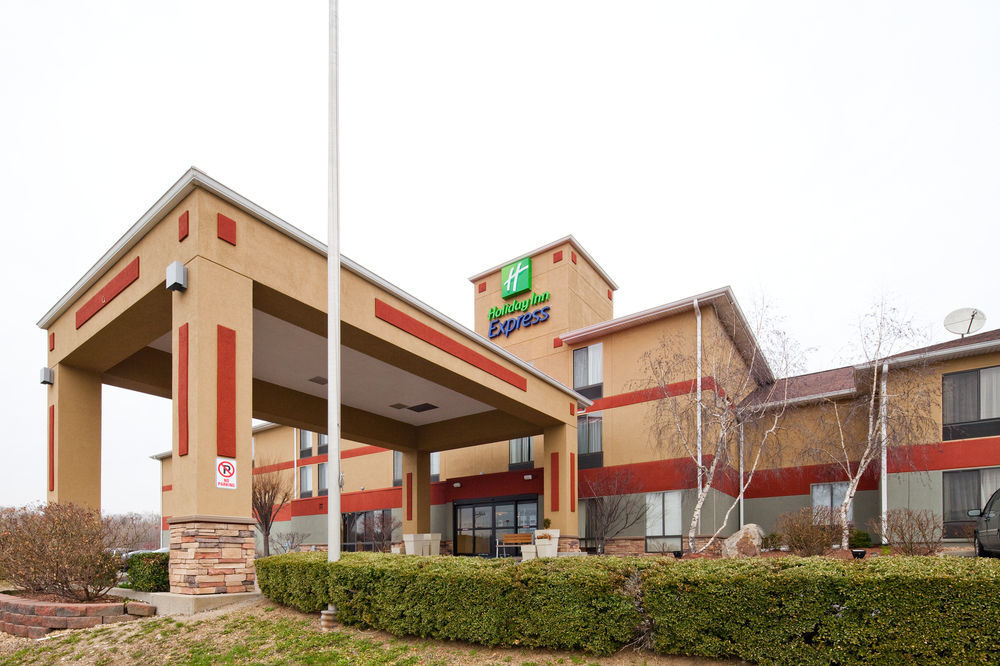 לורנסבורג Quality Inn & Suites מראה חיצוני תמונה